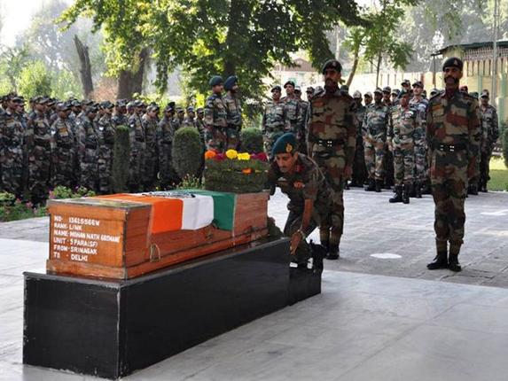 Soldier dies after killing 10 militants in 11 days