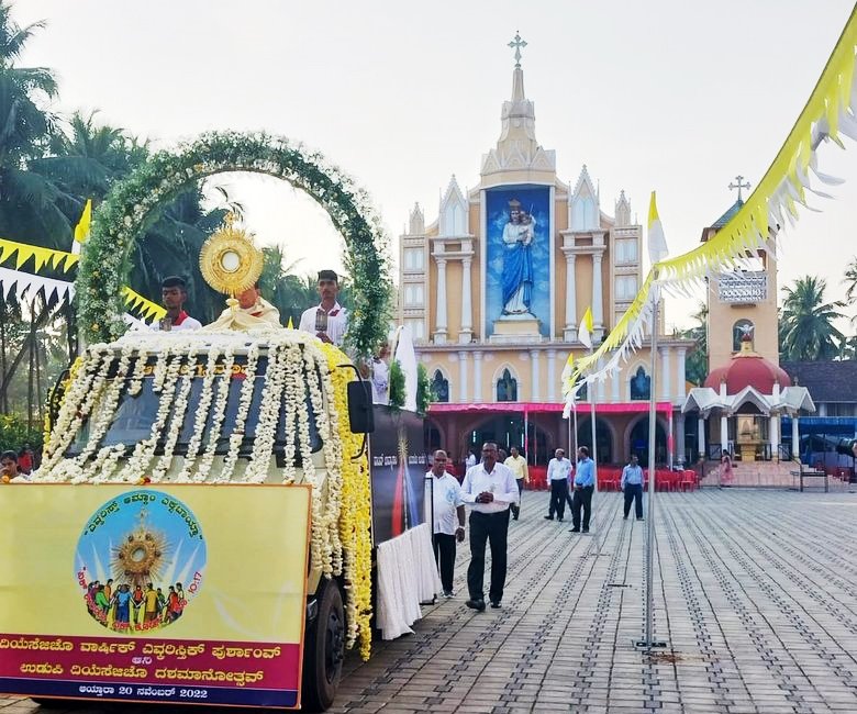 The Annual Blessed Eucharistic procession & 10th Anniversary of Udupi Diocese