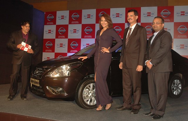 Actress Sonakshi Sinha with Nissan collaborates with 92.7 BIG FM for biggest media innovation