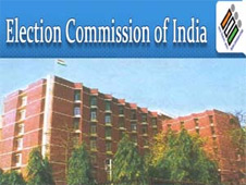 EC sends notice to Babulal Marandi for seeking church support
