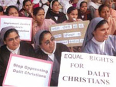 Govt opposes SC status to Dalit Christians & Muslims