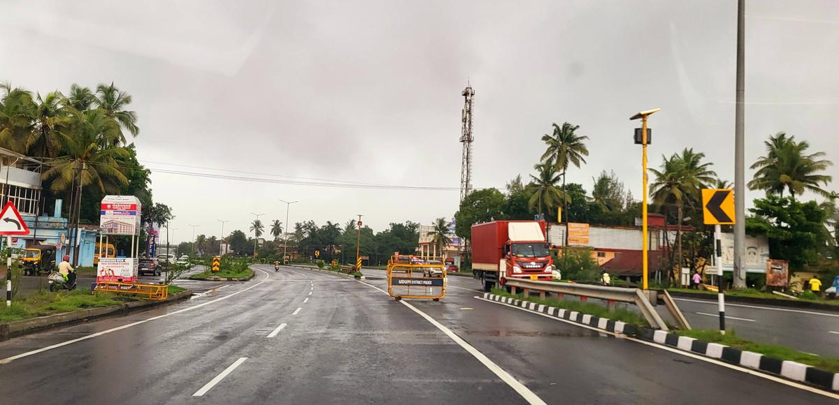 Construction of Katapadi Vehicle Overpass: An Alternative to Vehicular Traffic - DC Construction of Katapadi Vehicle Overpass: An Alternative to Vehicular Traffic - DC