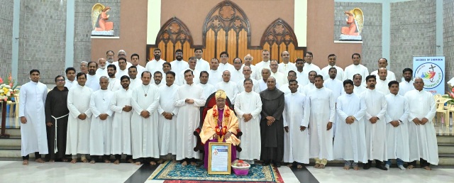 Thanksgiving Holy Eucharist and Fond Farewell from the Diocese of Shimoga to Bishop Francis Serrao SJ Thanksgiving Holy Eucharist and Fond Farewell from the Diocese of Shimoga to Bishop Francis Serrao SJ