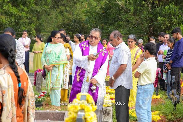 All Saints’ and All Souls’ Day Celebrations at Mount Rosary Church, Santhekatte – Kallianpur All Saints’ and All Souls’ Day Celebrations at Mount Rosary Church, Santhekatte – Kallianpur