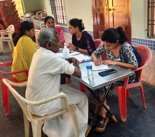 ಕೋಟೇಶ್ವರ: ಸಮುದಾಯ ಆರೋಗ್ಯ ತಪಾಸಣಾ ಶಿಬಿರ ಕೋಟೇಶ್ವರ: ಸಮುದಾಯ ಆರೋಗ್ಯ ತಪಾಸಣಾ ಶಿಬಿರ