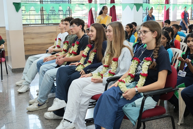 St Aloysius Gonzaga School welcomes Student Exchange Team from Milan, Italy St Aloysius Gonzaga School welcomes Student Exchange Team from Milan, Italy