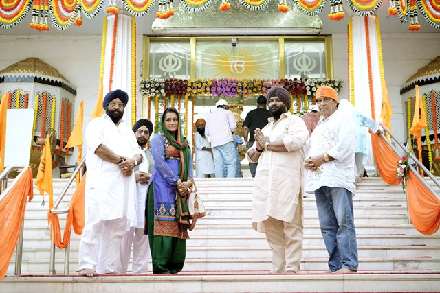 Grand Celebration of Guru Nanak Jayanti at Four Bungalows Gurudwara Grand Celebration of Guru Nanak Jayanti at Four Bungalows Gurudwara