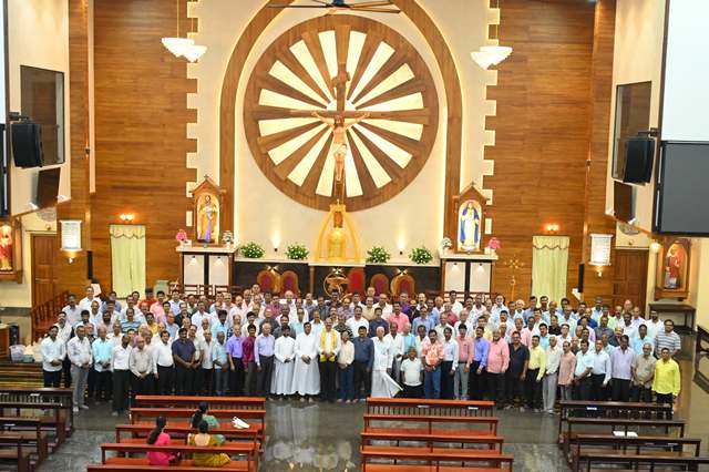 Catholic Sabha Bondel honors Men’s Jubilee with a Memorable Celebration. Catholic Sabha Bondel honors Men’s Jubilee with a Memorable Celebration.