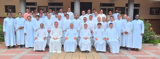 Very Rev. Msgr Stany D’Souza is appointed as delegate for the Diocese of Shimoga by Bishop Duming Dias. Very Rev. Msgr Stany D’Souza is appointed as delegate for the Diocese of Shimoga by Bishop Duming Dias.