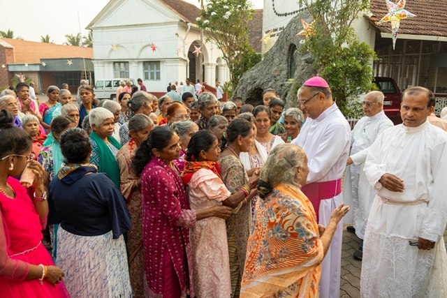 Bishop Peter Paul Saldanha Celebrates Christmas with Inmates of St Anthony Ashram, Jeppu Bishop Peter Paul Saldanha Celebrates Christmas with Inmates of St Anthony Ashram, Jeppu