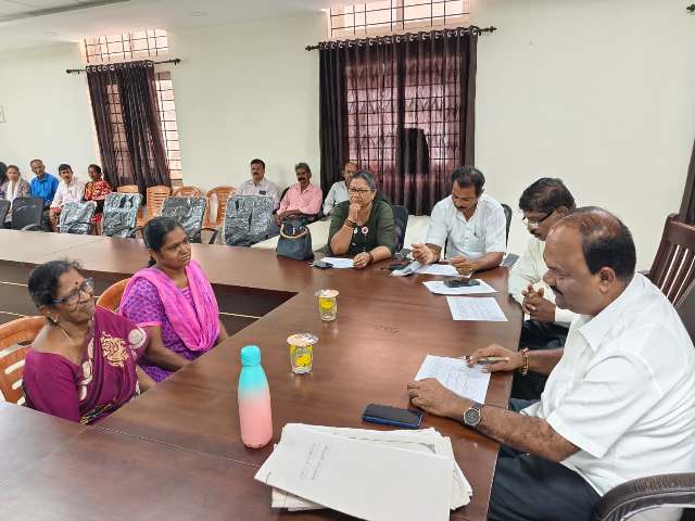 ಶಾಸಕ ಗುರ್ಮೆ ಸುರೇಶ್ ಶೆಟ್ಟಿ ಅಧ್ಯಕ್ಷತೆಯಲ್ ಸಾಗುವಳಿ ಸಕ್ರಮೀಕರಣ ಸಮಿತಿ ಸಭೆ ಶಾಸಕ ಗುರ್ಮೆ ಸುರೇಶ್ ಶೆಟ್ಟಿ ಅಧ್ಯಕ್ಷತೆಯಲ್ ಸಾಗುವಳಿ ಸಕ್ರಮೀಕರಣ ಸಮಿತಿ ಸಭೆ