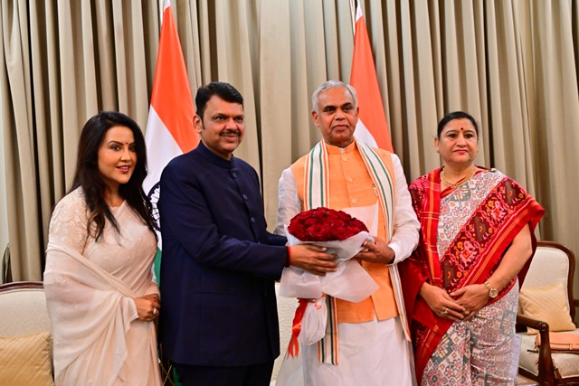 Governor hosts Republic Day Reception at Maharashtra Lok Bhavan Governor hosts Republic Day Reception at Maharashtra Lok Bhavan