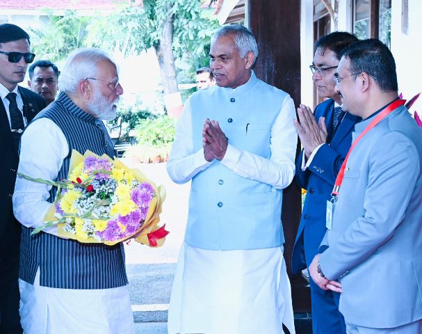 Prime Minister Narendra Modi at Maharashtra Lok Bhavan Mumbai Prime Minister Narendra Modi at Maharashtra Lok Bhavan Mumbai