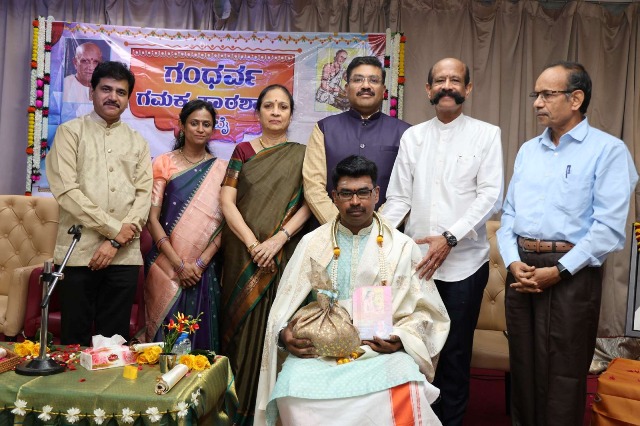 Gandharva Gamaka School Inaugurated in Dubai Gandharva Gamaka School Inaugurated in Dubai