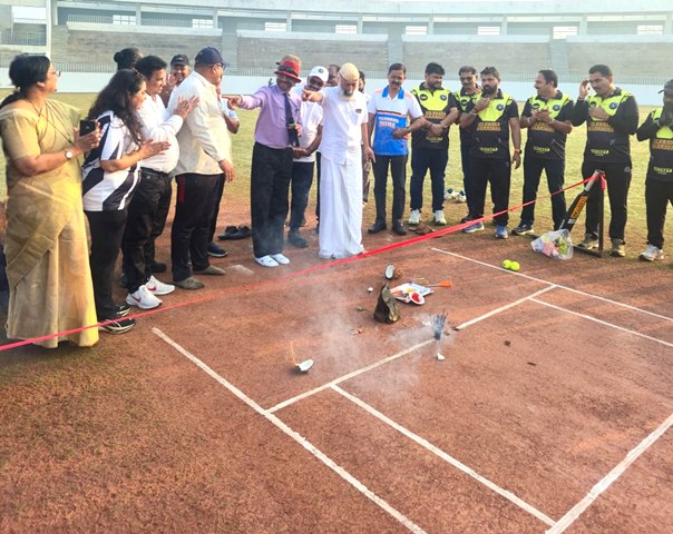 ಗುಜರಾತ್ ವಾಪಿ ತುಳುನಾಡ ಐಸಿರಿ ಚಾರಿಟೇಬಲ್ ಟ್ರಸ್ಟ್ ಆಯೋಜಿತ ವಾರ್ಷಿಕ ಕ್ರಿಕೆಟ್ ಪಂದ್ಯಾವಳಿ ಗುಜರಾತ್ ವಾಪಿ ತುಳುನಾಡ ಐಸಿರಿ ಚಾರಿಟೇಬಲ್ ಟ್ರಸ್ಟ್ ಆಯೋಜಿತ ವಾರ್ಷಿಕ ಕ್ರಿಕೆಟ್ ಪಂದ್ಯಾವಳಿ