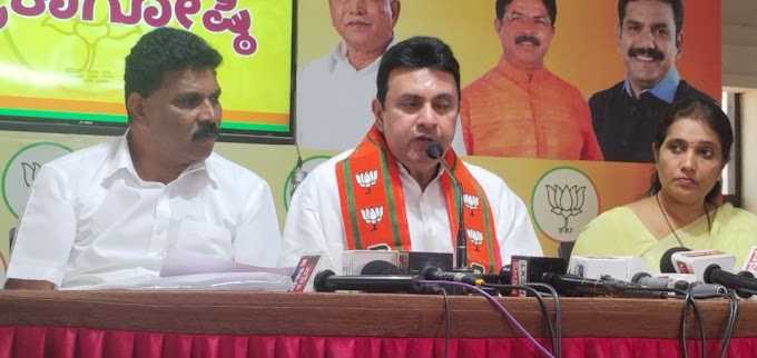 Donor Pramod Madhwaraj ignores during the inauguration of gold-plated Kanakana Kindi by Modi – BJP tries to control damage Donor Pramod Madhwaraj ignores during the inauguration of gold-plated Kanakana Kindi by Modi – BJP tries to control damage