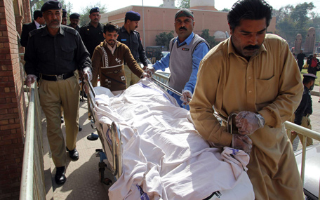 17-year-old Pakistan gang-rape victim Amina Bibi dies after setting self on fire