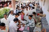 Searing heat slowing down voter turnout in Karnataka