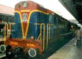 K’taka govt, Railways to spend Rs 600 cr more on rail projects