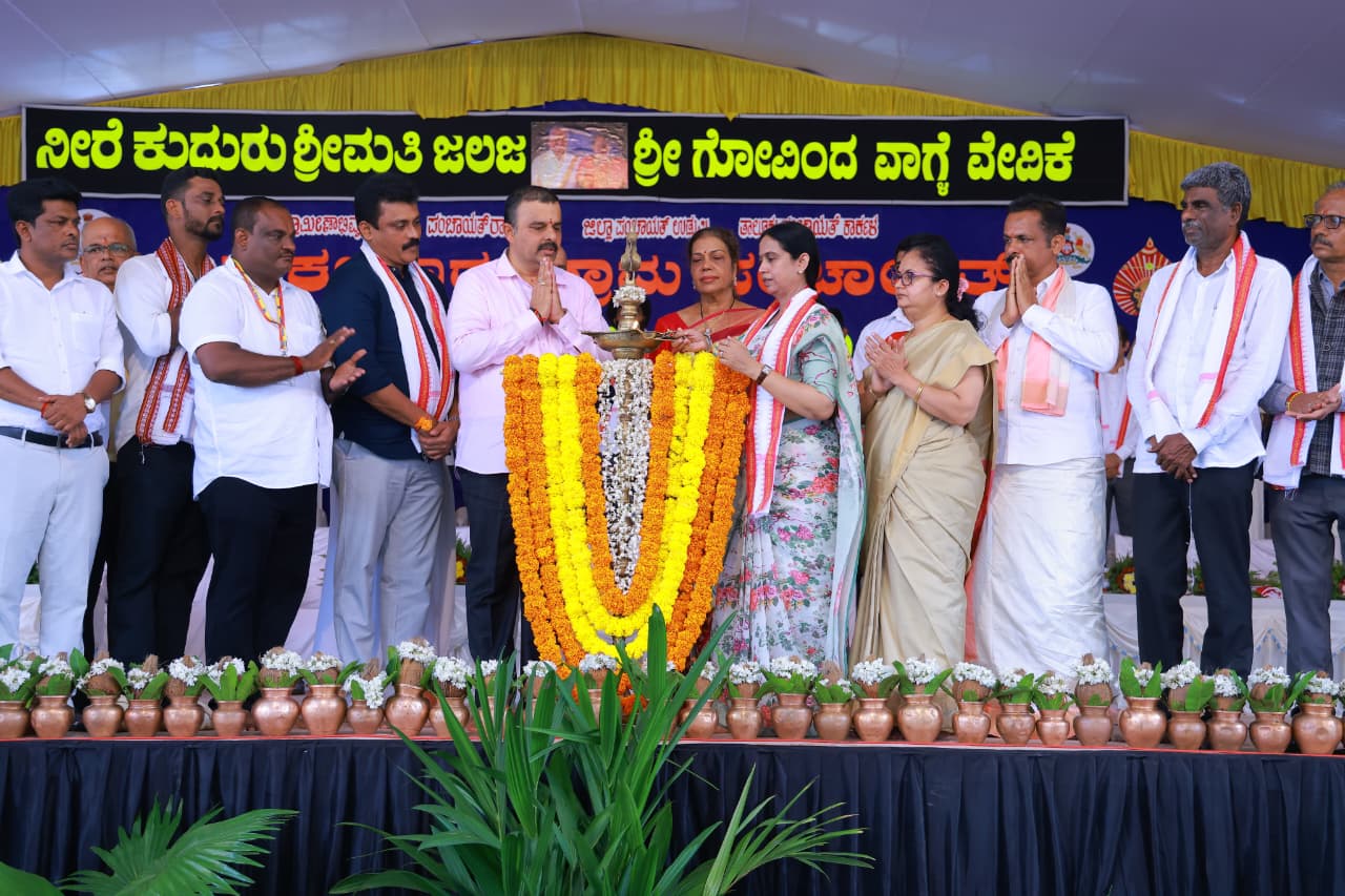 Development of the country is possible only through reforms in gram panchayat administration: Laxmi Hebbalkar Development of the country is possible only through reforms in gram panchayat administration: Laxmi Hebbalkar