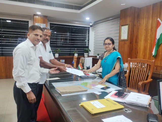 ಉಡುಪಿ ಜಿಲ್ಲೆ ಸಂಪ್ರದಾಯಬದ್ಧ ಕಂಬಳ ಸಮಿತಿ ವತಿಯಿಂದ ಜಿಲ್ಲಾಧಿಕಾರಿಗಳಿಗೆ ಮನವಿ ಉಡುಪಿ ಜಿಲ್ಲೆ ಸಂಪ್ರದಾಯಬದ್ಧ ಕಂಬಳ ಸಮಿತಿ ವತಿಯಿಂದ ಜಿಲ್ಲಾಧಿಕಾರಿಗಳಿಗೆ ಮನವಿ
