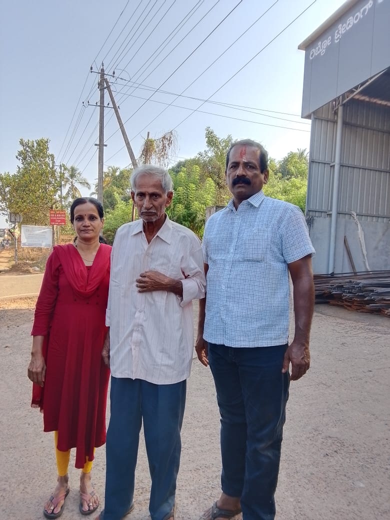 Catholic Sabha Milagres unit contributes Rs. 41,500 to Manasa, Pamboor
