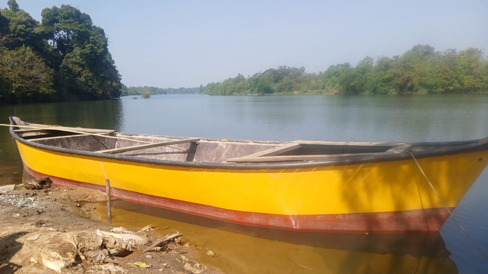 ಅಕ್ರಮ ಮರಳುಗಾರಿಕೆ ನಡೆಸುತ್ತಿದ್ದ ಆರೋಪಿಗಳ ಬಂಧನ ಹಾಗೂ ಸೊತ್ತುಗಳು ವಶ ಅಕ್ರಮ ಮರಳುಗಾರಿಕೆ ನಡೆಸುತ್ತಿದ್ದ ಆರೋಪಿಗಳ ಬಂಧನ ಹಾಗೂ ಸೊತ್ತುಗಳು ವಶ