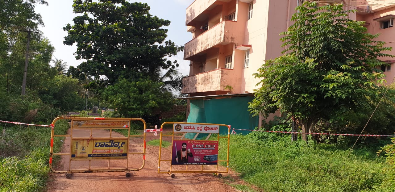 Police Quarters’ seal down at Garadimajalu, near Tenkanidiyoor