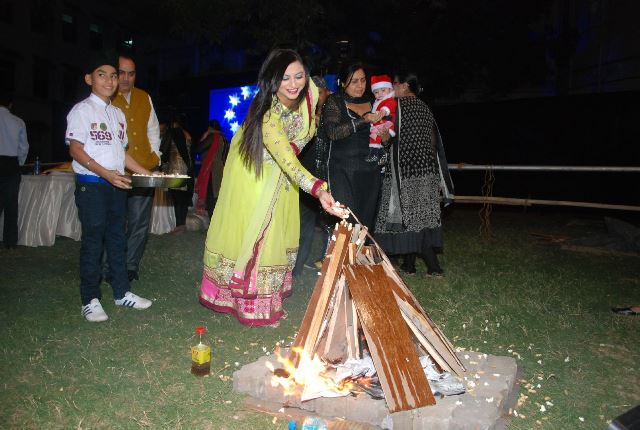 Guru Nanak Khalsa College celebrates â€œLohri Di Raatâ€