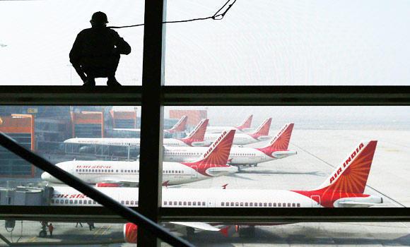 Indian flyers make Dubai worldâ€™s busiest international airport