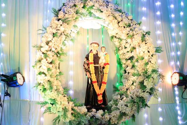 Sixth Day of Novena in Anticipation of Relic Feast of St Anthony Celebrated at Milagres Shrine