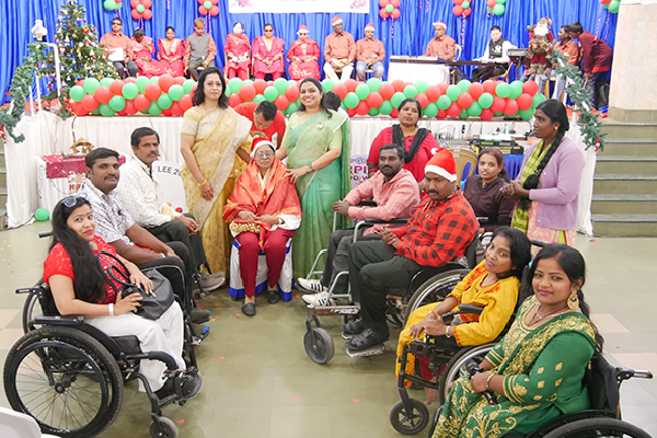 Christmas Celebrated with Joy and Inclusion among the Visually and Physically Challenged Christmas Celebrated with Joy and Inclusion among the Visually and Physically Challenged