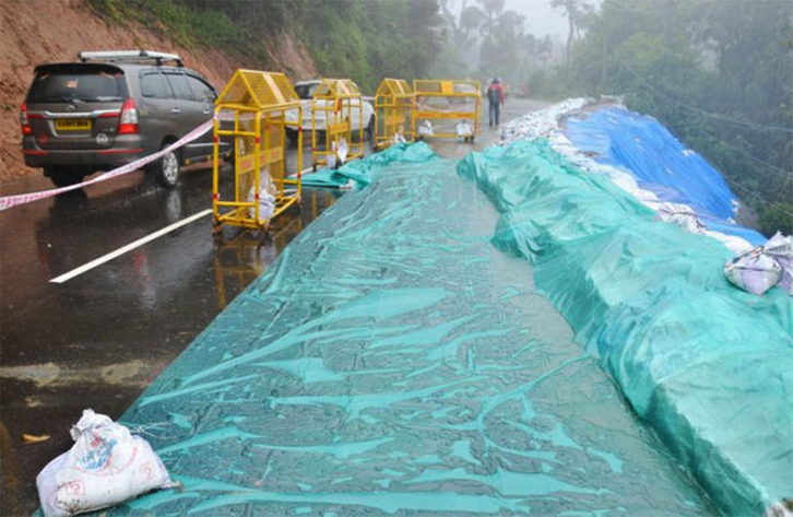 Heavy rains: Mangaluru-Madikeri highway develops a crack