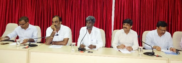 Banks cannot insist on repayment of fishermen’s loans: Kota Srinivasa Poojary