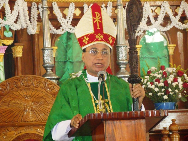 Udupi Diocese Bishop offered first mass at Milagres Cathedral