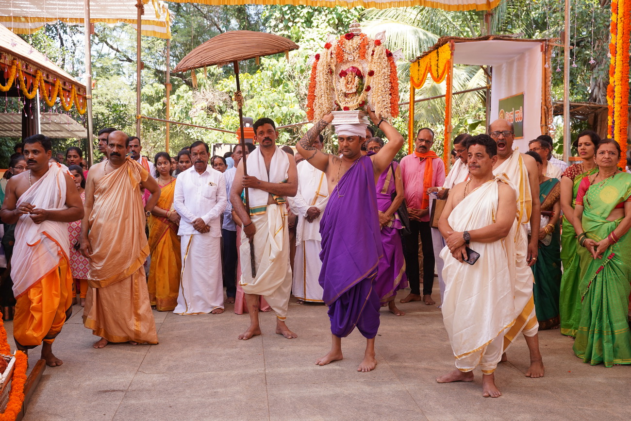 ಶ್ರೀ ವೆಂಕಟರಮಣ ದೇವಸ್ಥಾನ ಕರಂಬಳ್ಳಿ ; ರಾಶಿ ಪೂಜಾ ಮೊಹೋತ್ಸವ