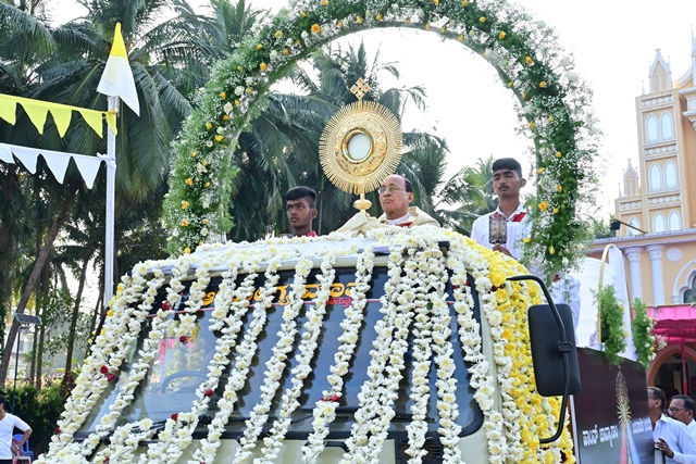 ನ. 26: ಉಡುಪಿ ಧರ್ಮಪ್ರಾಂತ್ಯದ ಪರಮ ಪ್ರಸಾದ ಮೆರವಣಿಗೆ