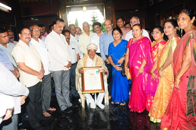 Bengaluru: Billavara association honours Jaya C Suvarna
