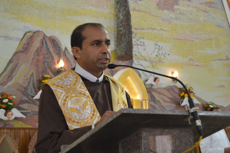 Rev Fr. Victor Fernandes Capuchin takes over Parish Priest of Holy Family Church, Brahmavar
