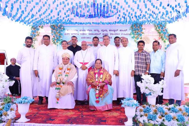 Fr Franklin D’Souza celebrated his Sacerdotal Silver Jubilee at his native Parish, Murkothpalke