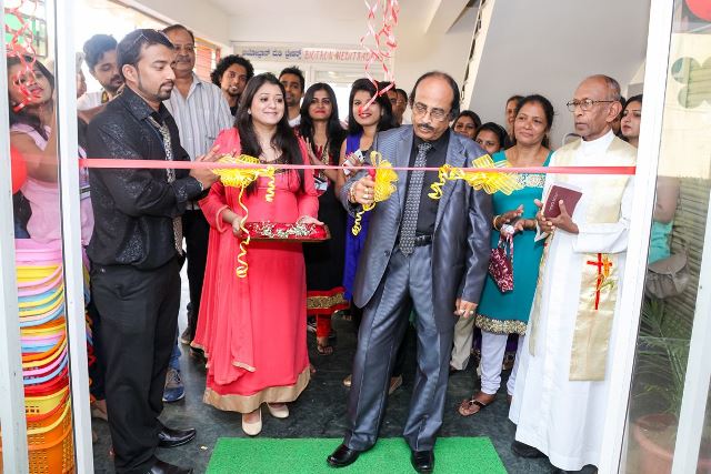 New concept ’Fill My Basket’ supermarket blessed By Fr. Frank opened in Mangalore