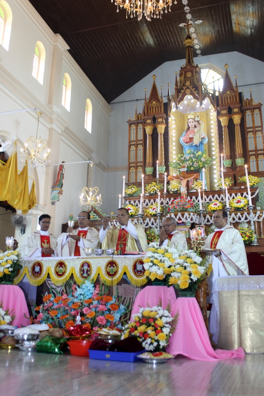 Milagres Cathedral, Kallianpur celebrates Annual Feast with devotion and fervor