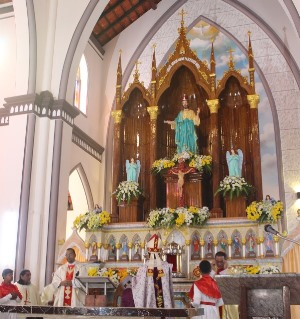 Udupi Diocese Bishop blesses and inaugurates the renovated St Peter’s Church Barkur