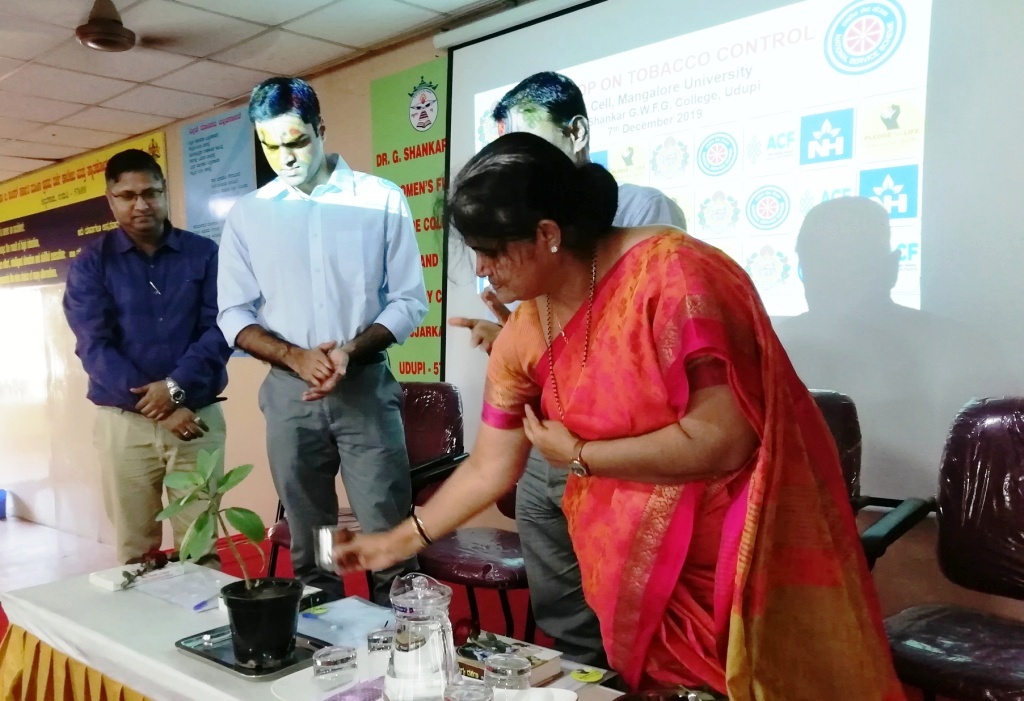 NSS Volunteers of Udupi district to help combat tobacco menace