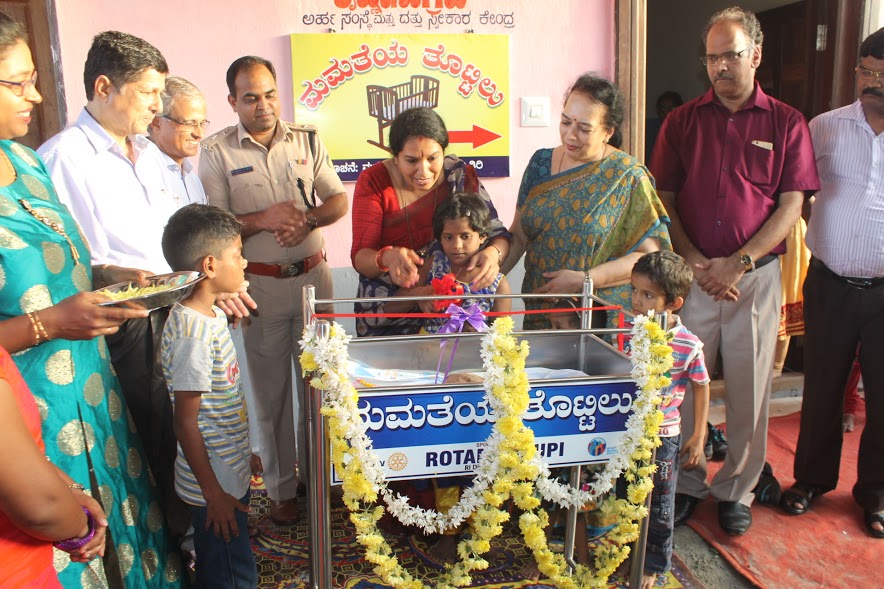 ’Mamatheya Thottilu’ inaugurated at Krishnanvgraha at Santhekatte