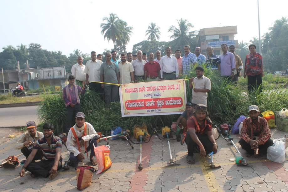 Gopalapura Ward Nagarikara Hitharakshana Vedike organizes Swachhata Andolan