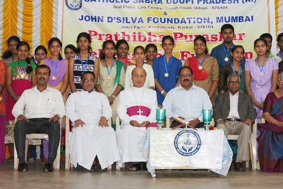 Diocese level felicitation program to toppers at Mount Rosary