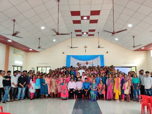 Liturgical Lectors and Choir Training at Mogarnad Parish Liturgical Lectors and Choir Training at Mogarnad Parish