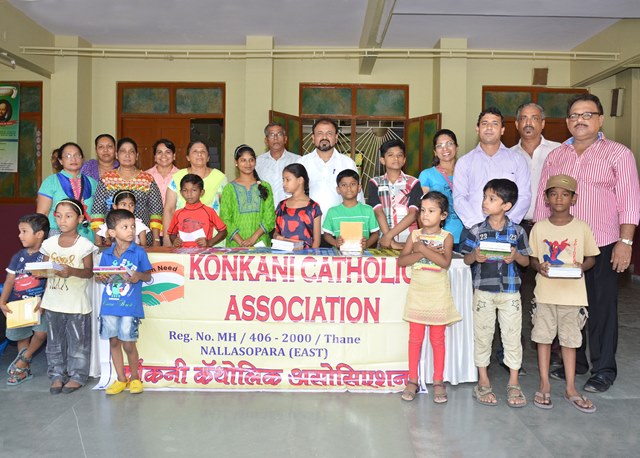 Mumbai: KCA organizes free book distribution for needy school children