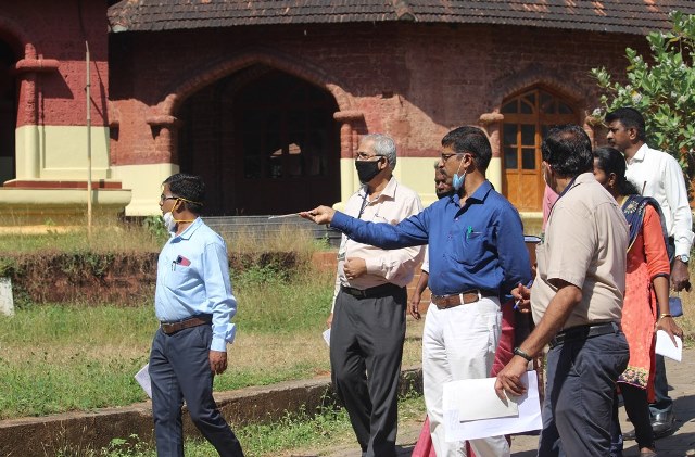 Brief University college news with picturews Brief University college news with picturews